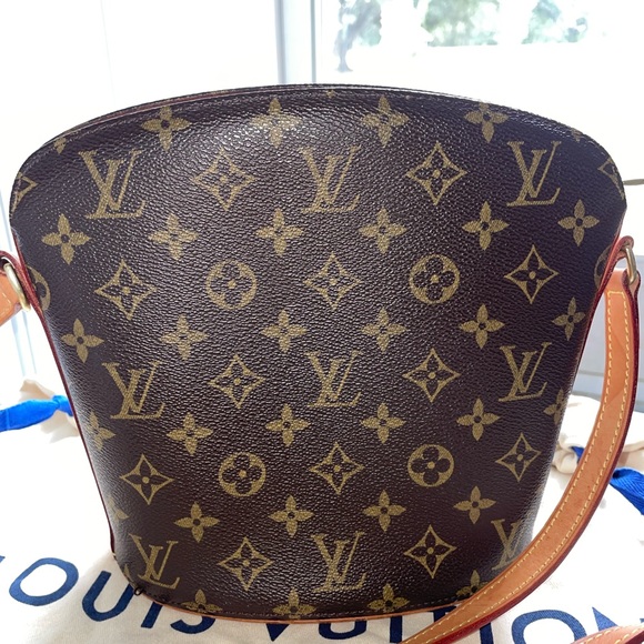 •Pre-owned Authentic Louis Vuitton Drouot Monogram Crossbody• - Picture 3 of 16